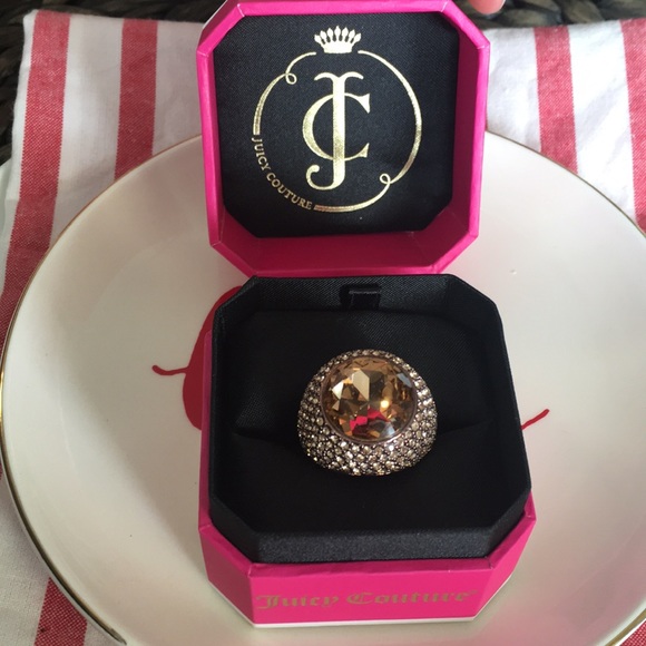 Cocktail Ring - Picture 3 of 3